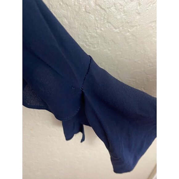 Balenciaga Women's Navy Blue 100% Silk Blouse - 34 (US 4) (Has Flaw) - Picture 4 of 15